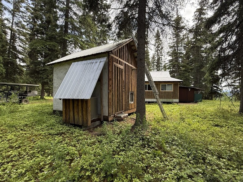 More Photos Of NHN (Nizina Road) McCarthy, Glennallen Specialty For Sale