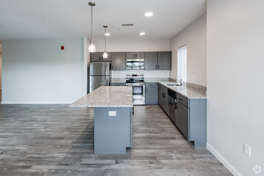 More Photos Of 21 East St, North Attleboro Apartments For Lease