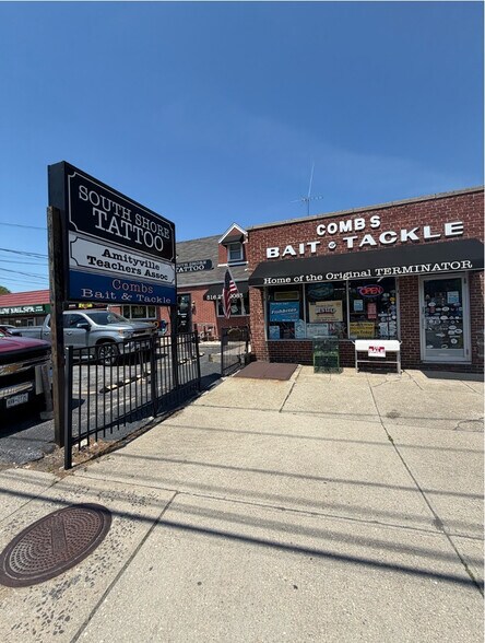 More Photos Of 74 Merrick Rd, Amityville Storefront Retail Office For Sale