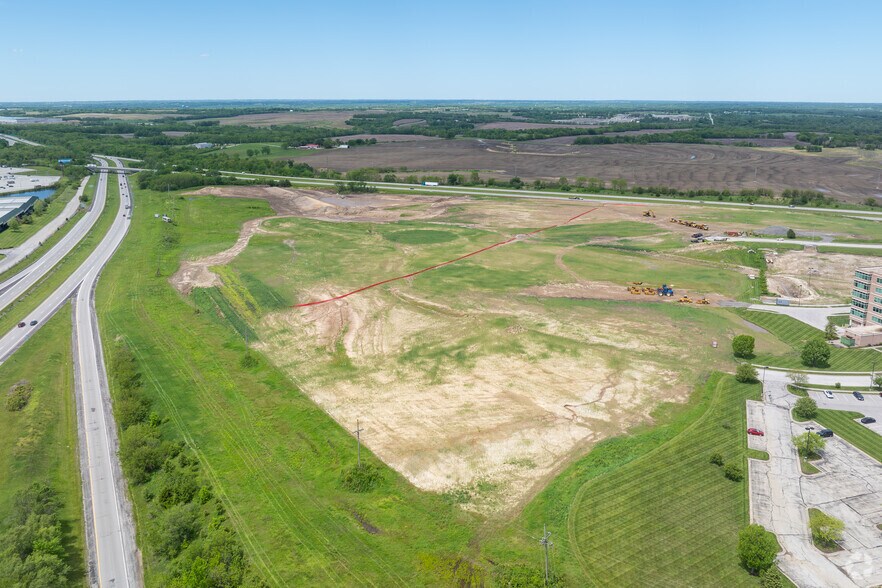 More Photos Of I-29 Hwy, Kansas City Land For Sale