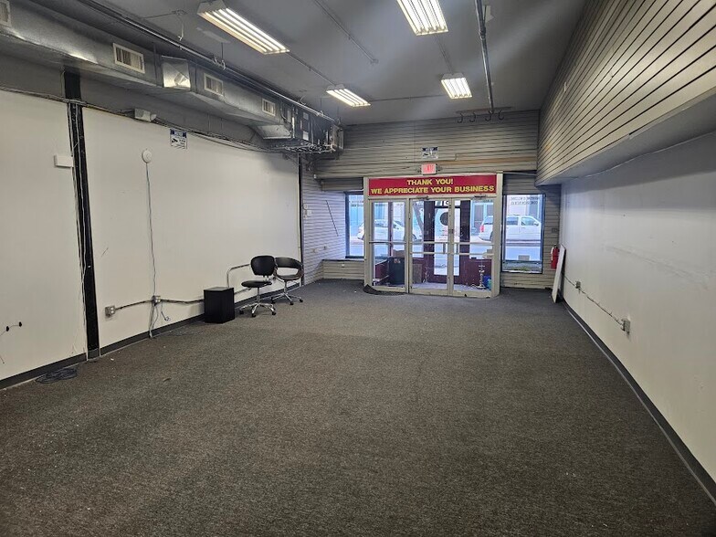 More Photos Of 6 N Broad St, Trenton Apartments For Lease