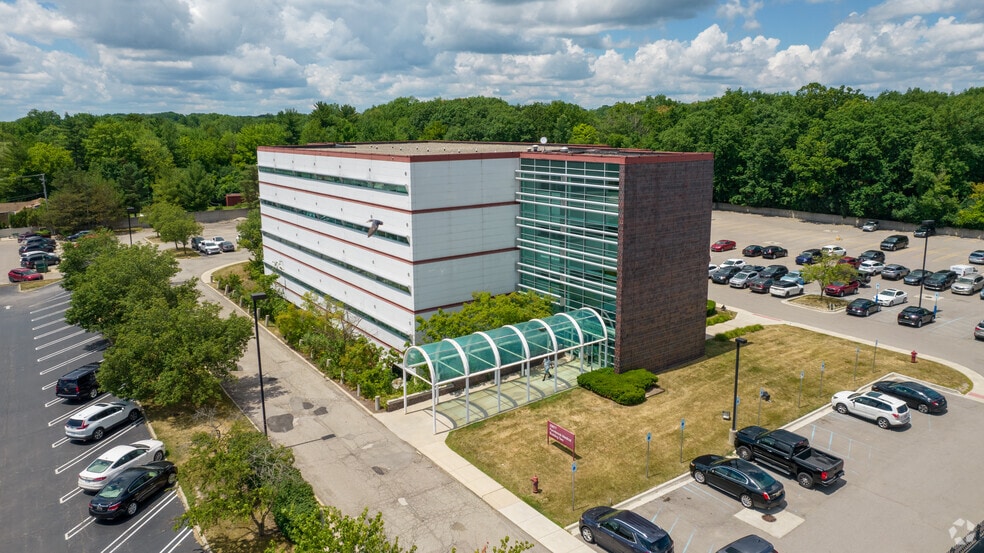 More Photos Of 29877 Telegraph Rd, Southfield Medical For Sale
