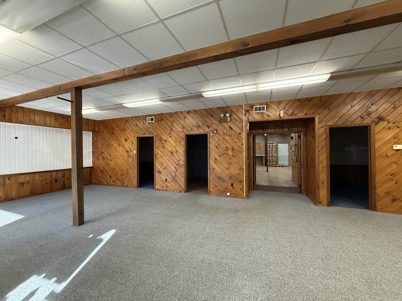 More Photos Of 189 Route 125, Brentwood Unknown For Lease