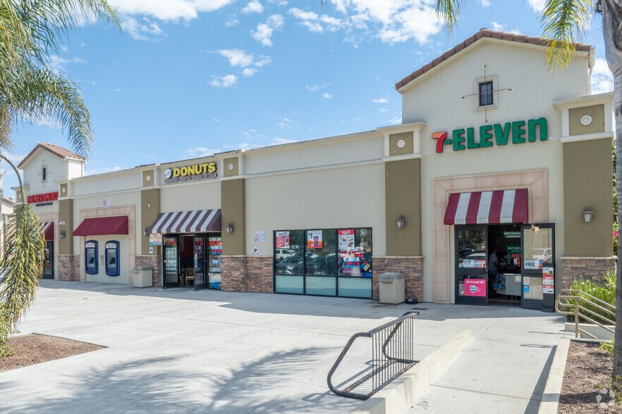 Primary Photo Of 1911 N Oxnard Blvd, Oxnard Freestanding For Lease
