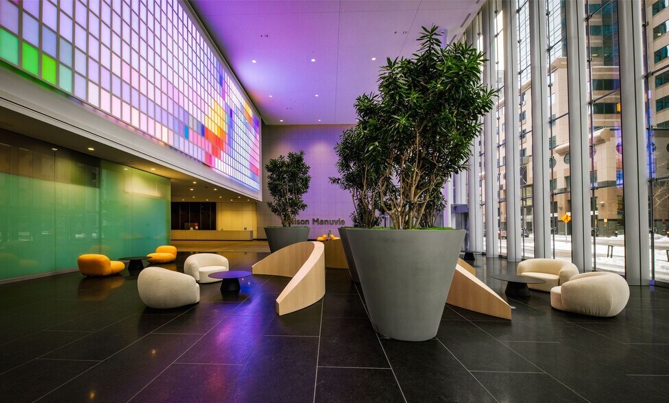More Photos Of 900 Boul De Maisonneuve O, Montréal Office For Lease