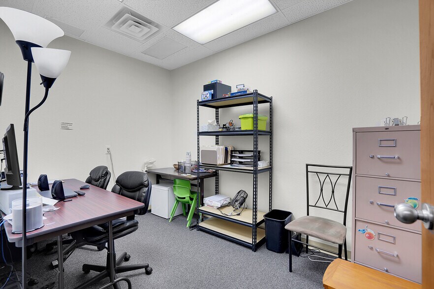 More Photos Of 330 Park Ave, Fort Lupton Office For Lease