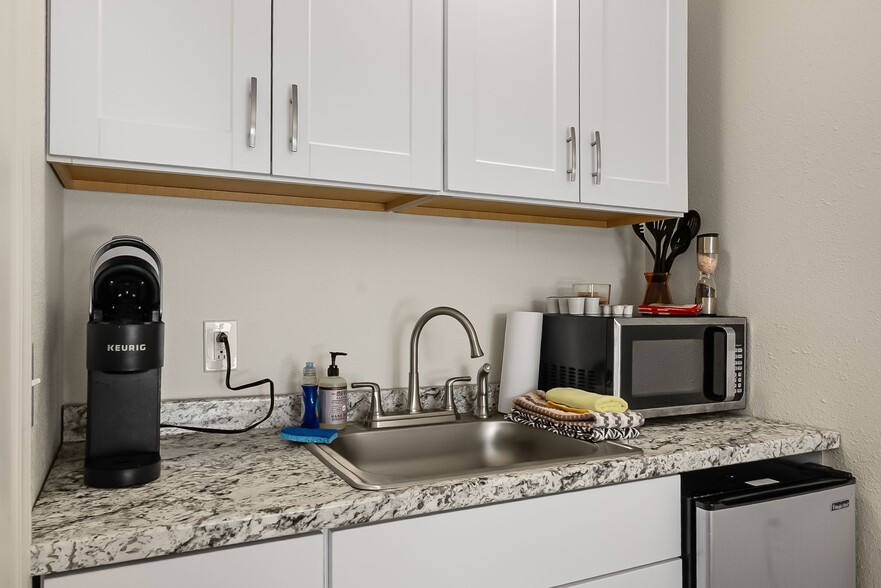 More Photos Of 501 N 4th Ave, Sandpoint Hotel For Sale