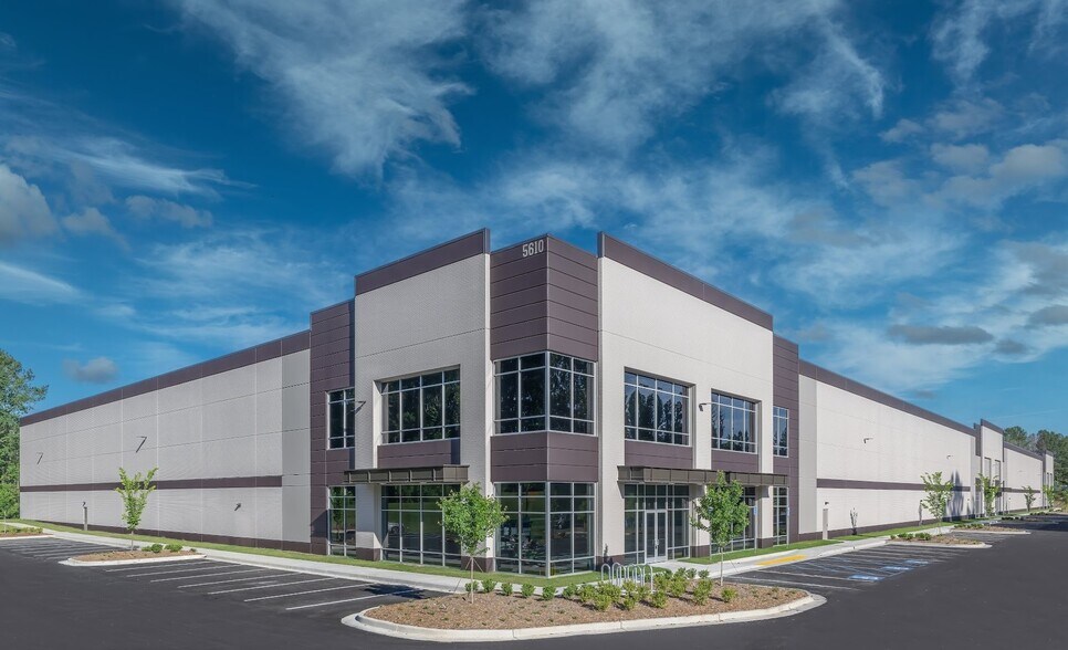 Primary Photo Of 5570 Atlanta Hwy, Alpharetta Unknown For Lease