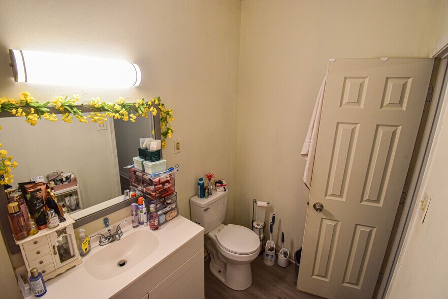 More Photos Of ,  Office For Sale