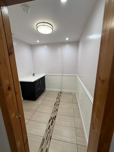 More Photos Of 335 First Ave, New York Apartments For Sale