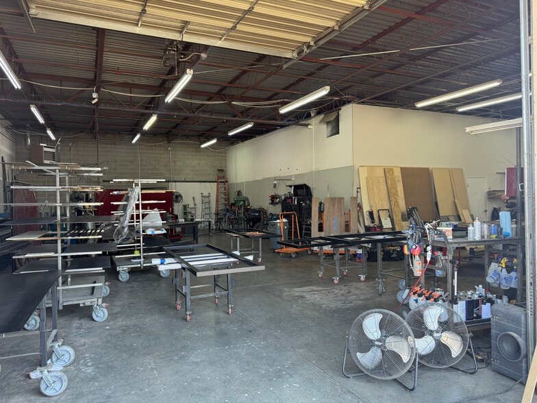 More Photos Of 4884 Commerce Dr, Salt Lake City Warehouse For Lease