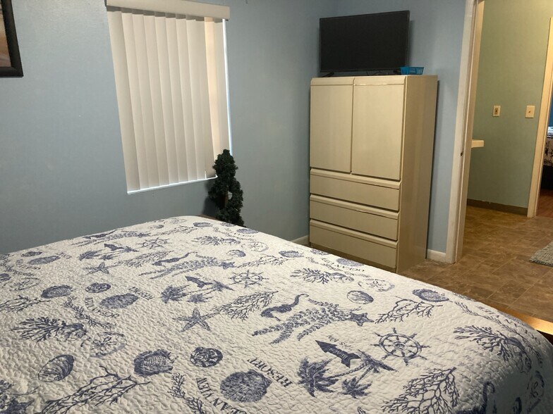 More Photos Of 547 High St, Daytona Beach Office For Sale