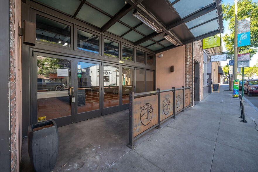 More Photos Of 1121 Broad St, San Luis Obispo Restaurant For Sale