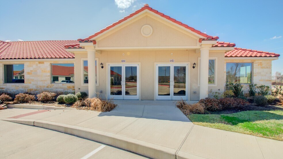 More Photos Of 7070 Knights Ct, Missouri City Medical For Sale