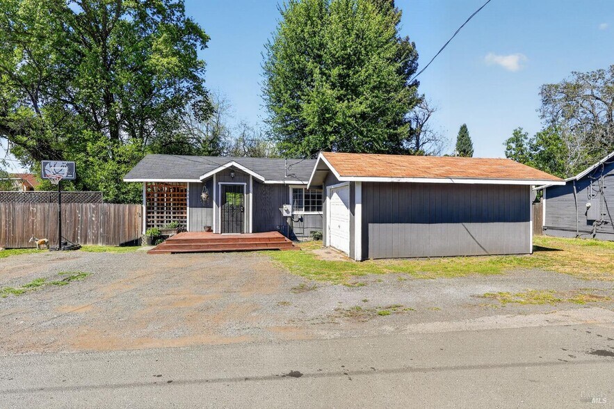 More Photos Of 9645 Lee St, Upper Lake Multifamily For Sale