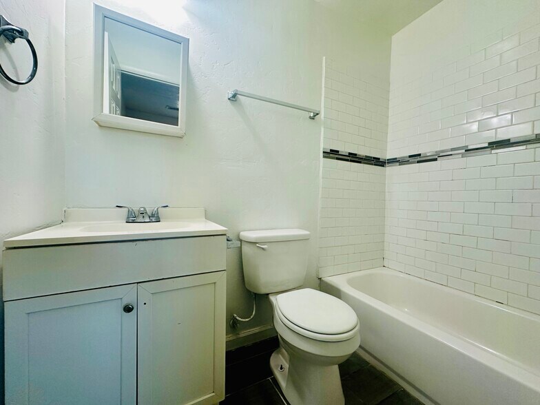 More Photos Of 421 E President St, Tucson Apartments For Sale