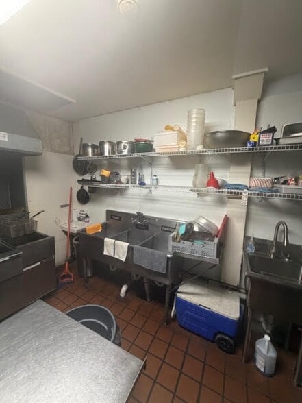 More Photos Of 520-522 Monroe Ave, Rochester Storefront Retail Residential For Sale