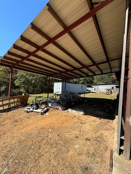 More Photos Of 820 Sligo St, Woodville Auto Repair For Sale