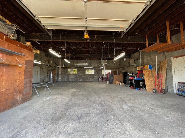 More Photos Of 407 High Ave SW, Canton Warehouse For Sale