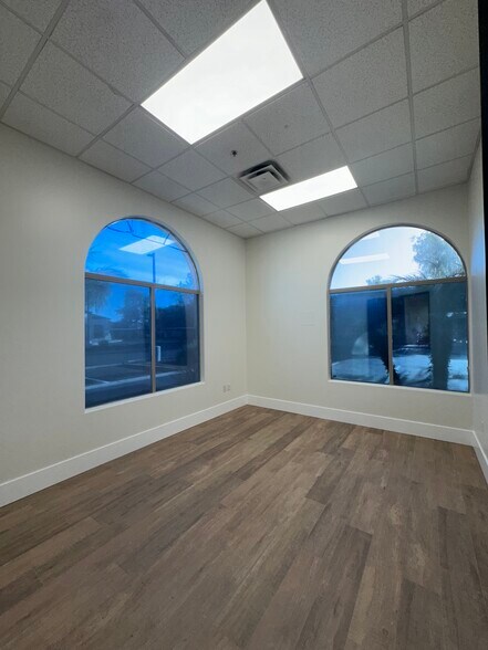 More Photos Of 15003 W Bell Rd, Surprise Medical For Lease