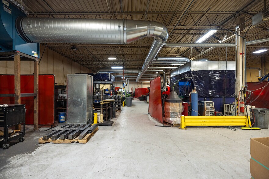 More Photos Of 12401 Washburn Ave S, Burnsville Light Manufacturing For Sale