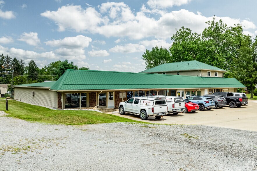 More Photos Of 514 E Park Ave, Columbiana Office For Sale