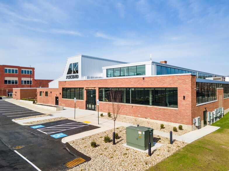 Primary Photo Of 7415 Thomas Blvd, Pittsburgh Warehouse For Lease