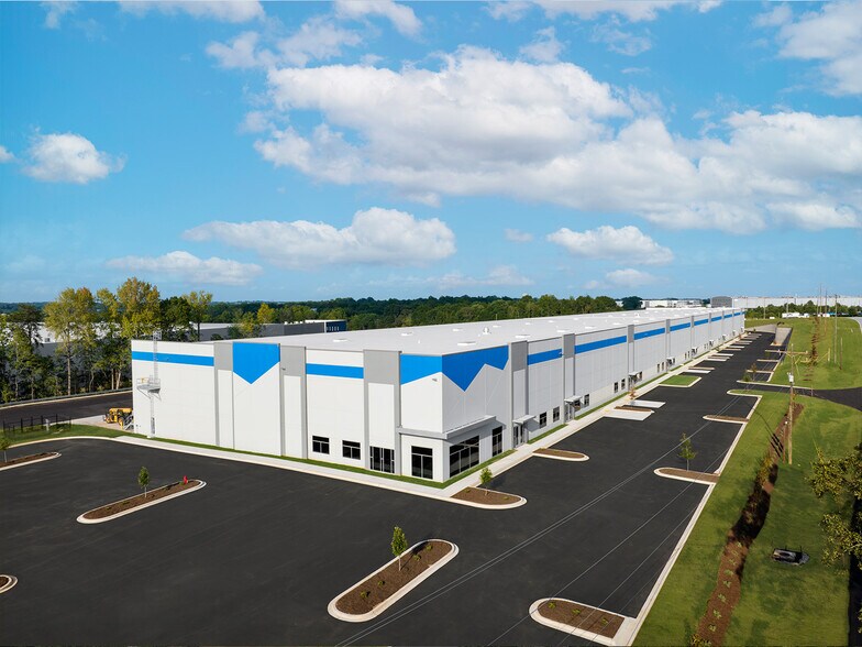 More Photos Of 311 Genoble Rd, Greer Distribution For Lease