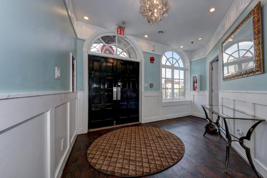 More Photos Of 1800 Connecticut Ave NW, Washington Hospitality For Sale