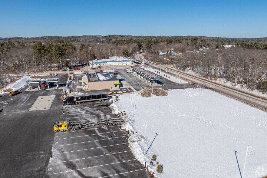 More Photos Of Highway 101, Raymond Freestanding For Lease