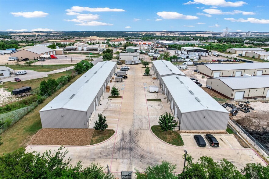 More Photos Of 35 Nafta Cir, New Braunfels Industrial For Lease