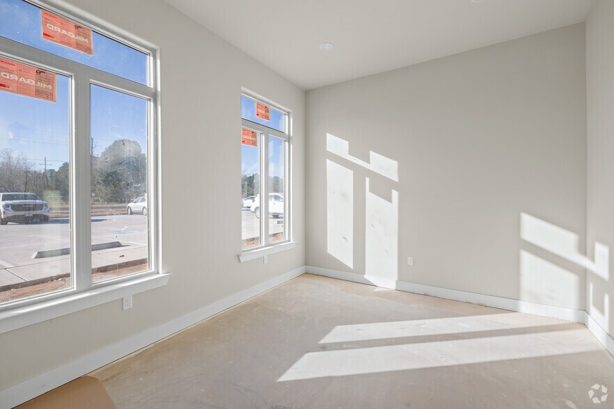 More Photos Of 5514 114th St, Lubbock Office For Sale