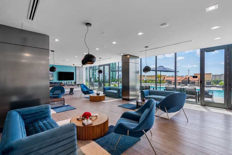 More Photos Of 1809 Jackson St, Hollywood Apartments For Lease