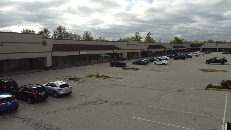 More Photos Of 12243-12305 Natural Bridge Rd, Bridgeton Unknown For Lease