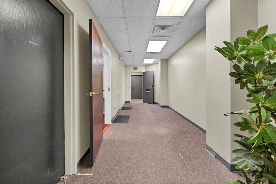 More Photos Of 90 Grove St, Ridgefield Medical For Sale