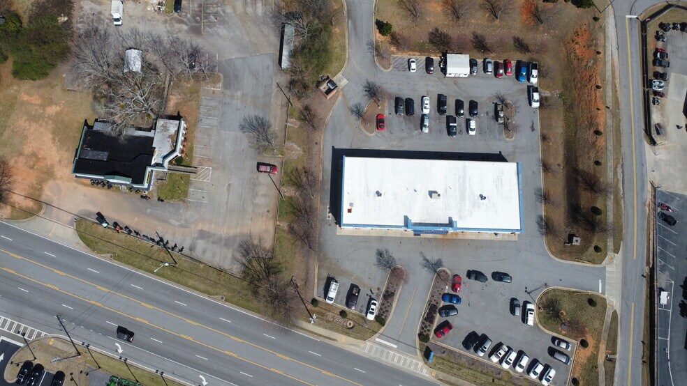 More Photos Of 2800 Browns Bridge Rd, Gainesville Auto Repair For Sale