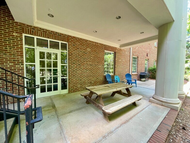 More Photos Of 120 Preston Executive Dr, Cary Office Residential For Lease