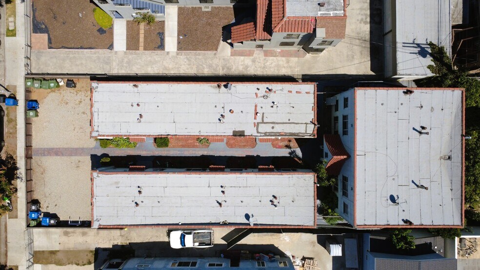 More Photos Of 536 W 48th St, Los Angeles Apartments For Sale