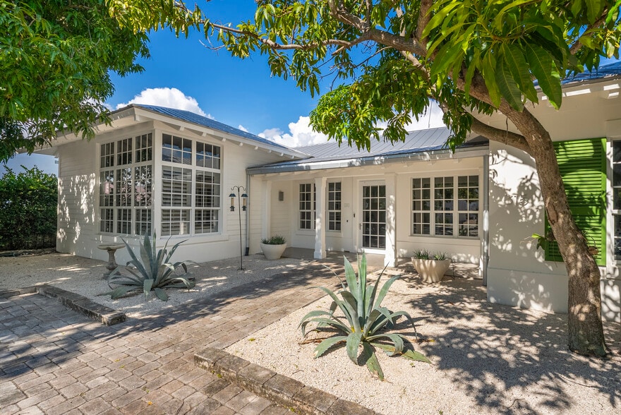 Primary Photo Of 315 9th St, West Palm Beach Office Residential For Sale