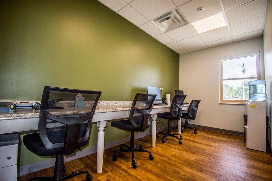 More Photos Of 6455 E 106th St N, Sperry Office For Lease