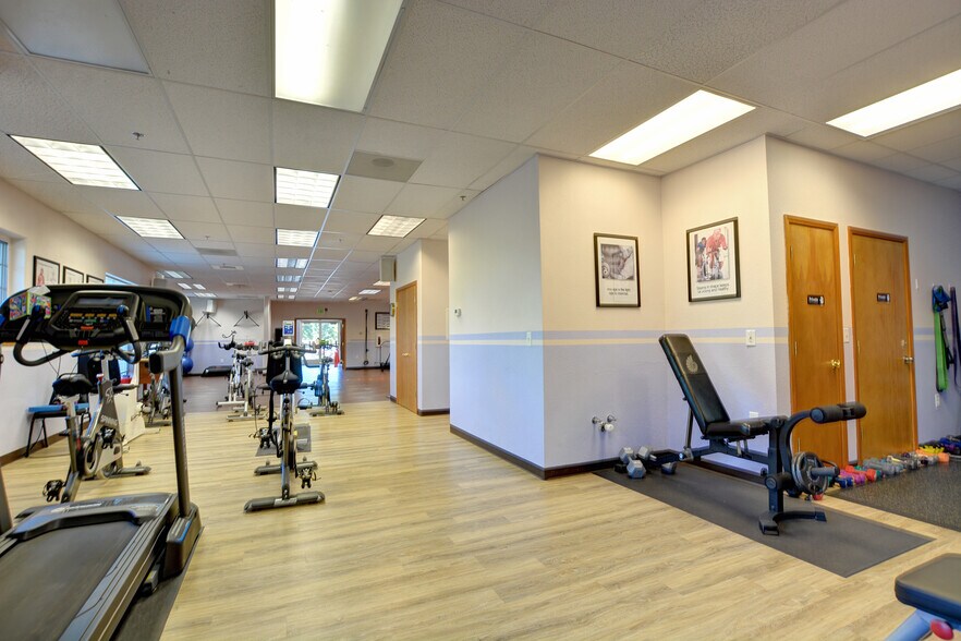 More Photos Of 905 Skylark Pl, Ashland Medical For Sale