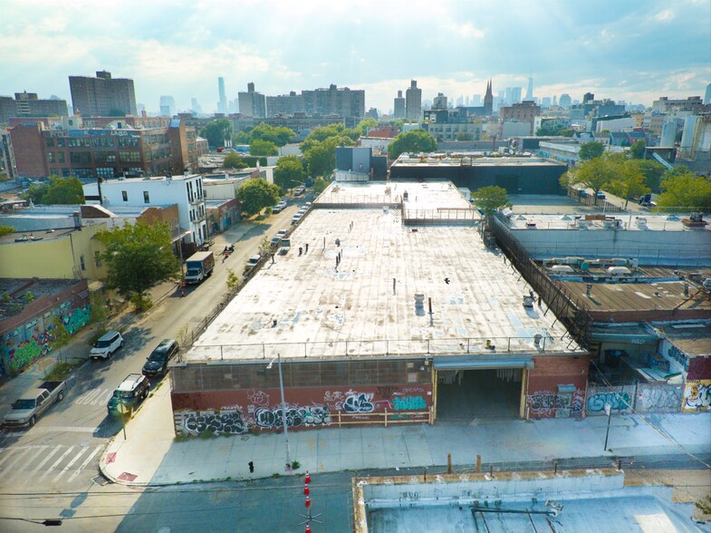 More Photos Of 275 Boerum St, Brooklyn Warehouse For Sale