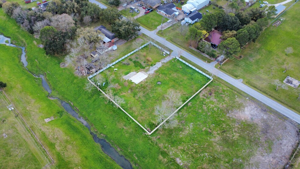 More Photos Of 12033 Bedford St, Houston Land For Sale