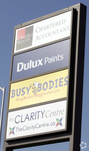 More Photos Of 245 Wyecroft Rd, Oakville General Retail For Lease
