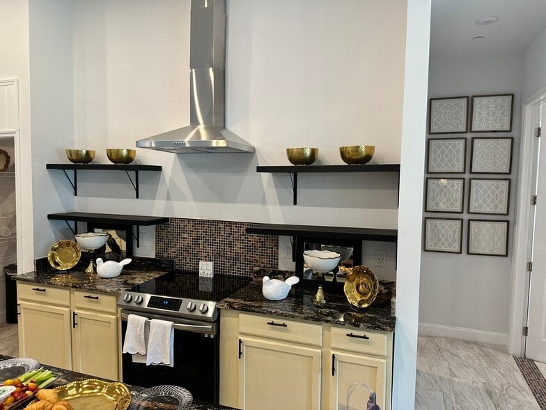 More Photos Of 5297 Jones Rd, Saint Cloud Assisted Living For Sale