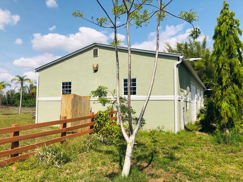 More Photos Of 20371 Williams Dr, North Fort Myers Land For Sale