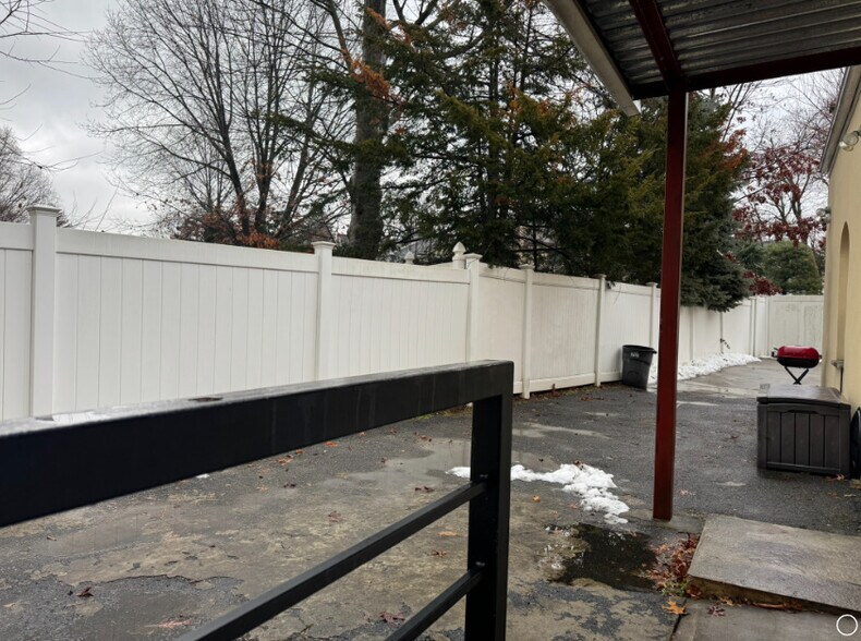 More Photos Of 4733 Little Neck Pky, Little Neck Specialty For Sale