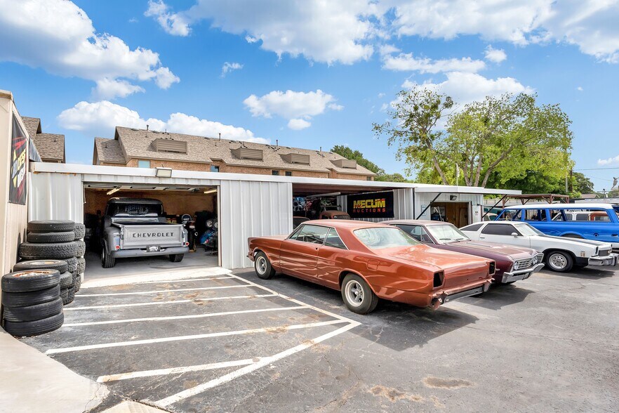 More Photos Of , Euless Office For Sale