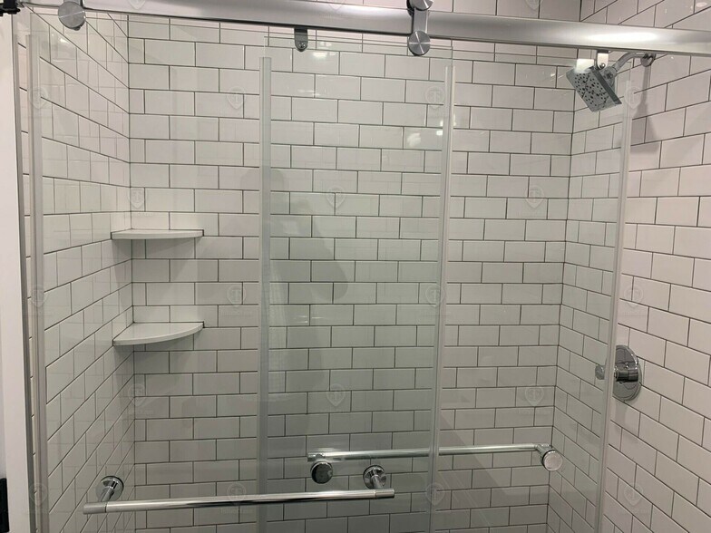 More Photos Of 692 Coney Island Ave, Brooklyn Storefront For Sale