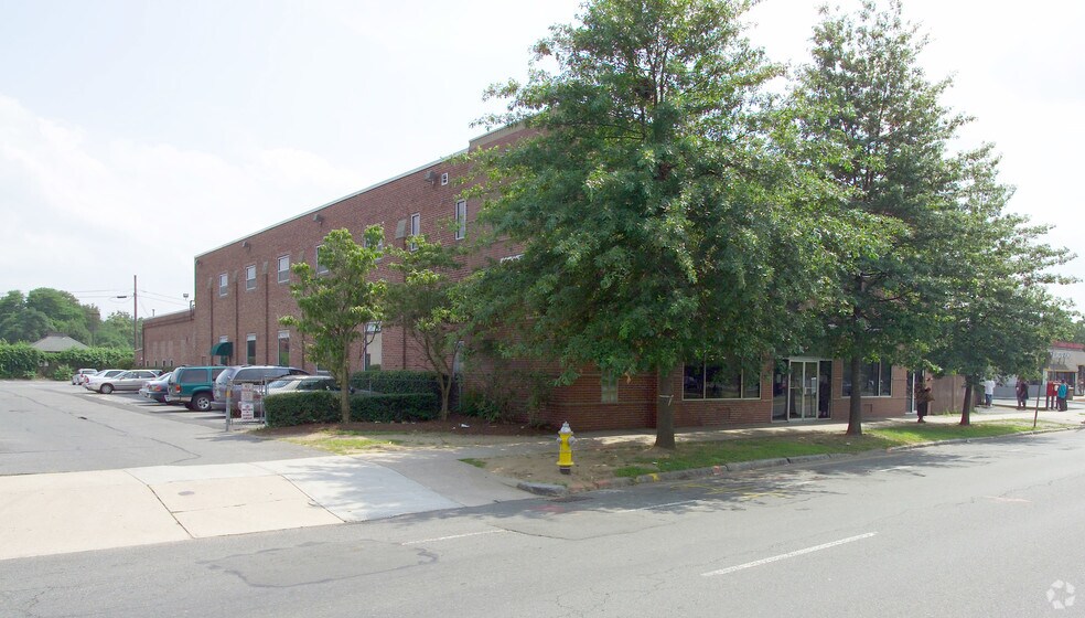 More Photos Of 503 State St, Springfield Office For Lease